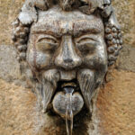 Fontaine dans le Quartier Médiéval